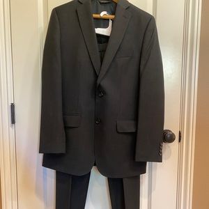 Marc Anthony Black Wool Suit, jacket 40R slim fit, pant 3232